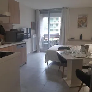 https://a-la-montagne-a-2.midi-pyreneeshotels.com